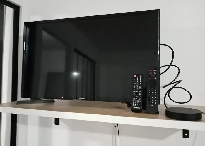 Appartement Maison De Bourg Dans Un Quartier Médiéval, Avec Café Et Thé Offert *